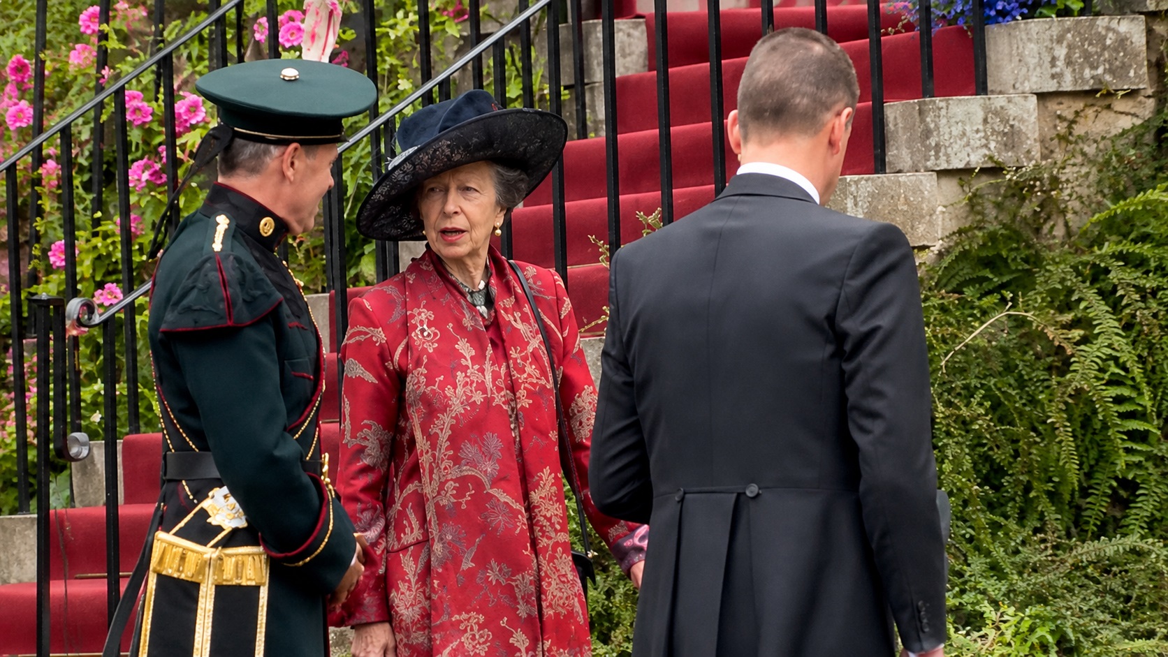 Moment amuzant la Palatul Holyroodhouse din Edinburgh. Protagonista, nimeni alta decât Prințesa Anne
