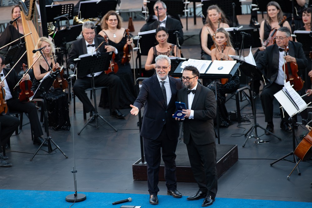 Orchestra Operei Naționale București, decorată cu Medalia Camerei Deputaților a Republicii Italiene. Concert de gală la Ravello Festival, dirijat de Daniel Jinga în încheierea semestrului românesc al Anului Cultural România - Italia 2026