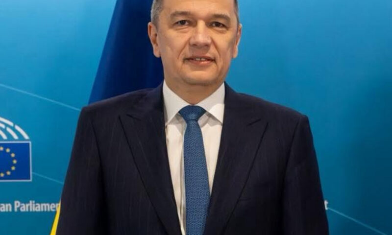 Grindeanu critică PNL și USR pentru întârzierile din PNRR: Propagandei bolojeniste iar o să i-o ia algoritmul razna