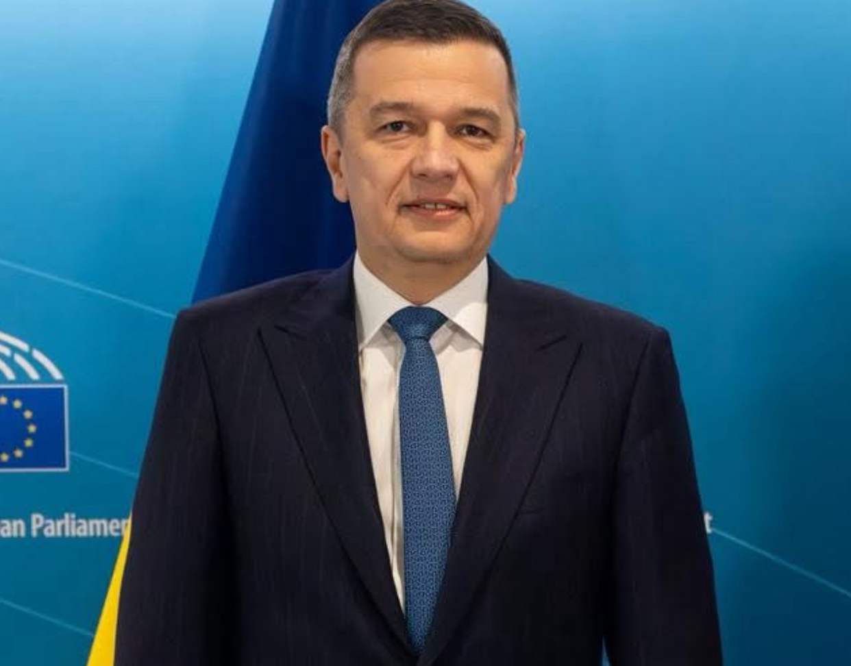 Grindeanu critică PNL și USR pentru întârzierile din PNRR: Propagandei bolojeniste iar o să i-o ia algoritmul razna