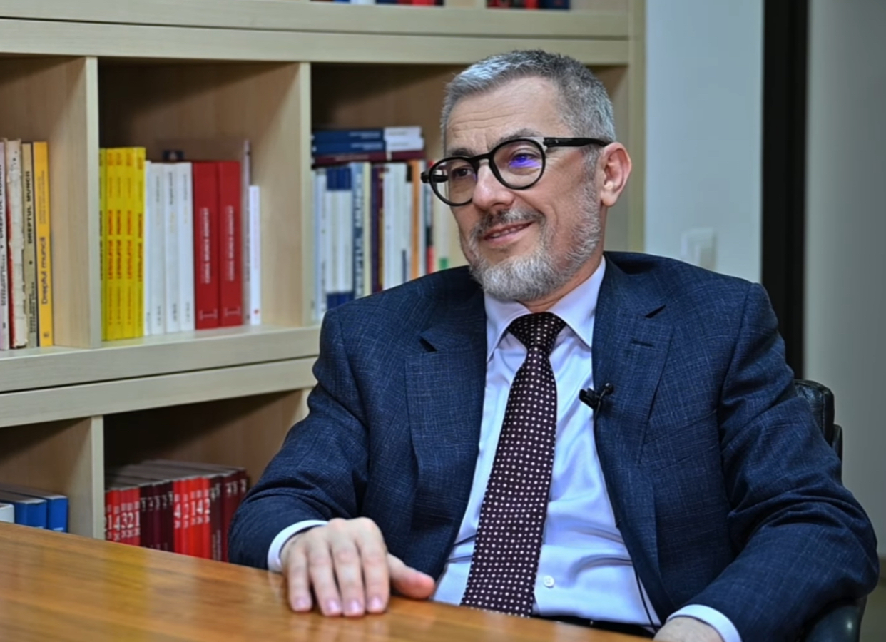 Președintele UNBR: Tehnologia poate face justiția mai rapidă, dar nu poate înlocui judecata umană