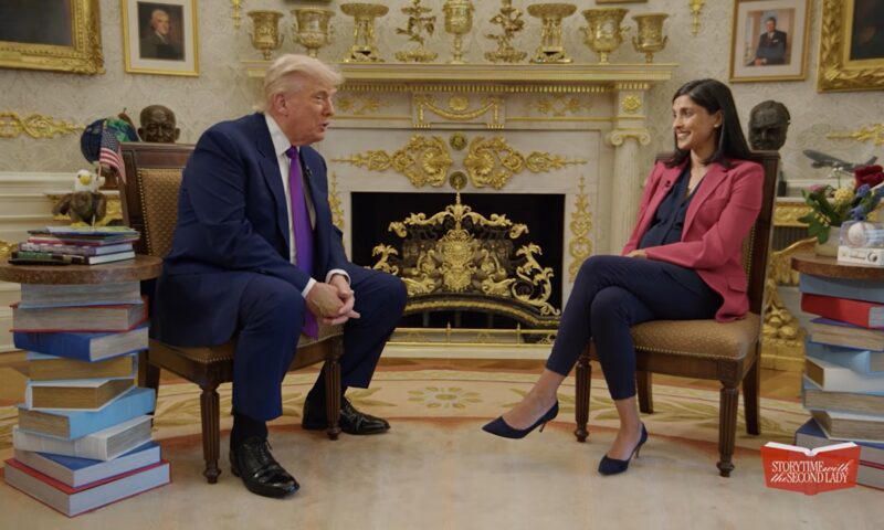 Trump a citit dintr-o carte pentru copii la podcastul realizat de Usha Vance