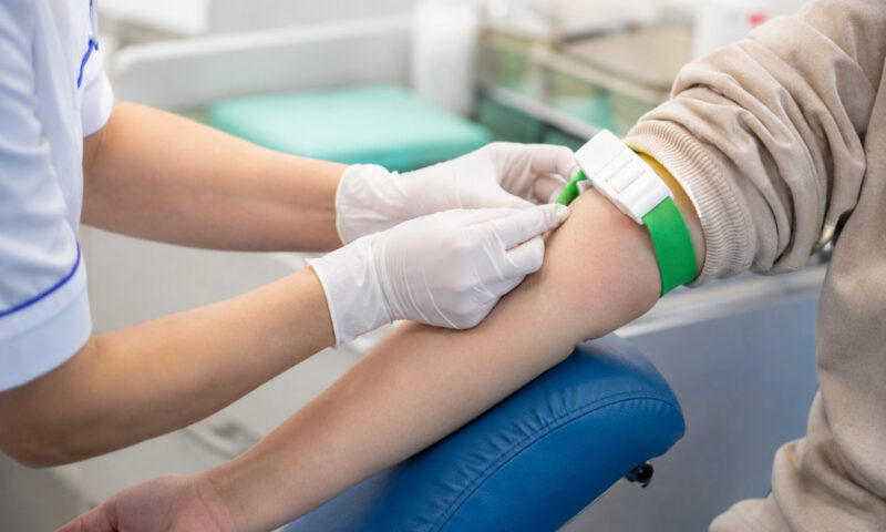 Ce analize poți face gratuit în 2026, chiar dacă nu ai asigurare medicală