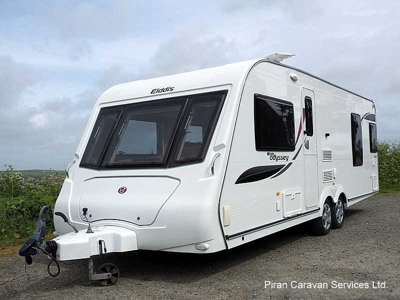 Tip de caravană Elddis Odyssey cum are Viorel Emanuel Pașca