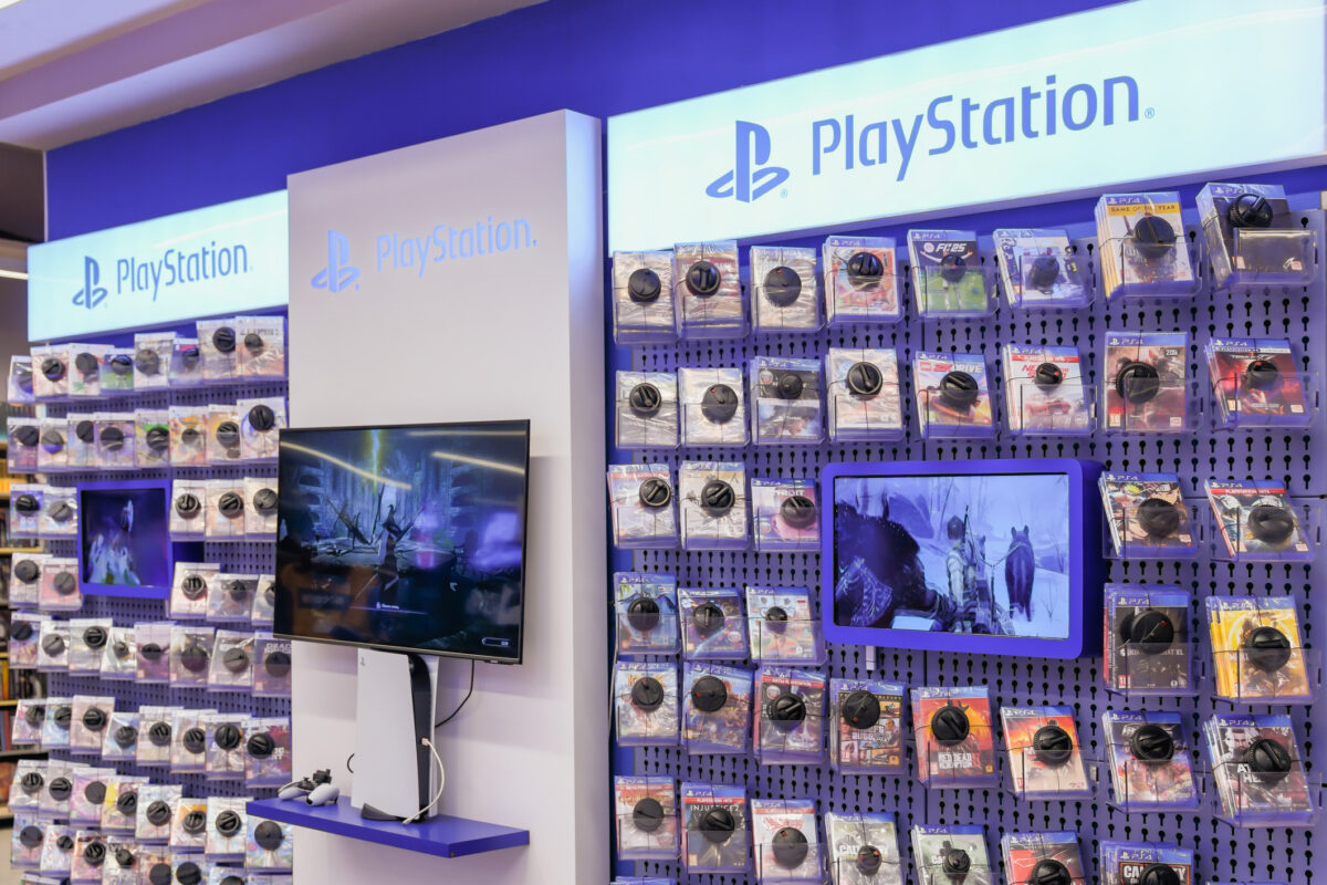 Sony renunță la jocurile PlayStation pe disc. Când va avea loc schimbarea