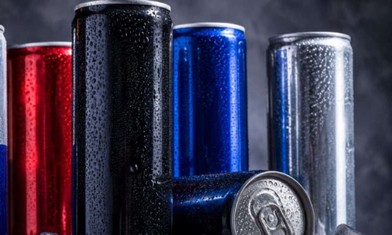 Cofeina din energizante poate declanșa afecțiuni grave, spune medicul Tudor Ciuhodaru