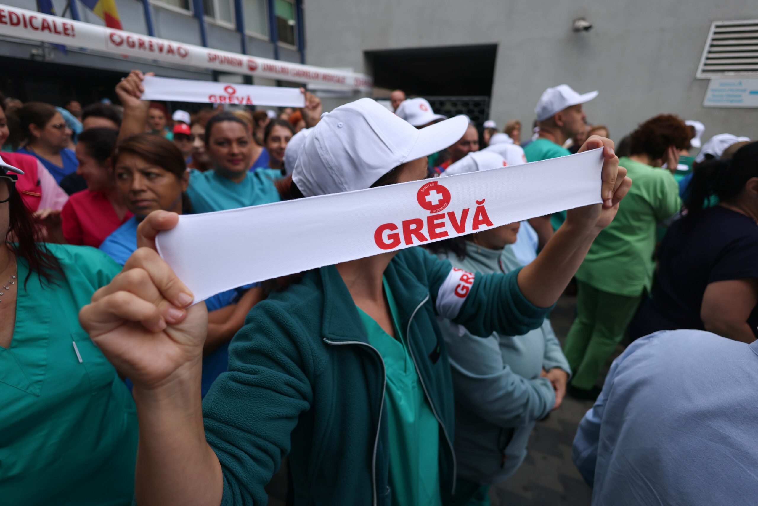 Grevă generală în spitale. Ce se întâmplă cu pacienții și ce servicii medicale sunt asigurate. Live Text