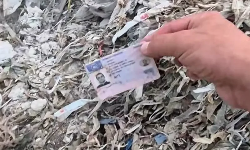 Misterul permiselor de conducere. Cum au ajuns actele românilor de la Vaslui  la gunoiştea din Paşcani