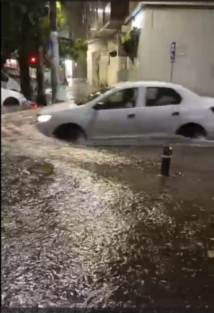 Inundații în București