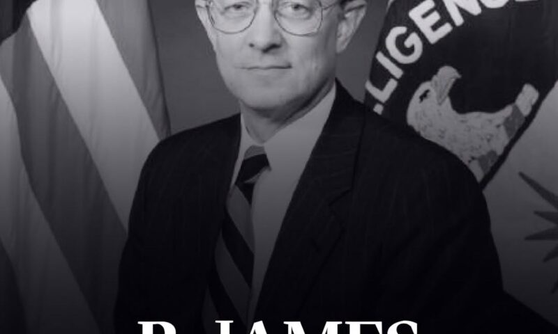 A murit R. James Woolsey, fostul director al CIA în administrația Clinton. Relația specială cu România