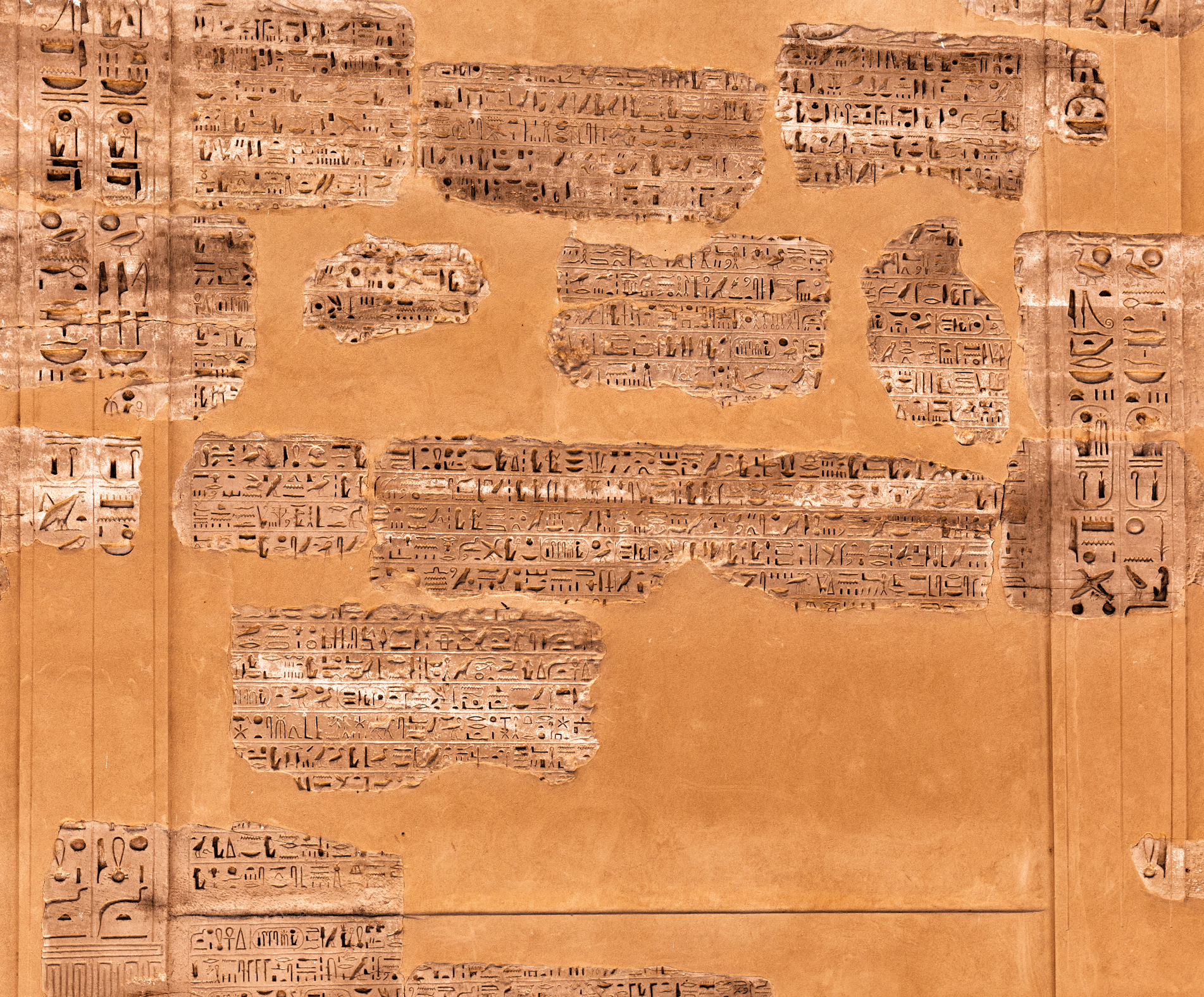 manuscrise egiptene