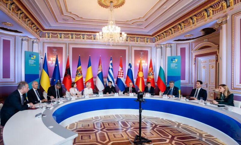 Ce i-a cerut Nicușor Dan lui Zelenski în privința românilor din Ucraina