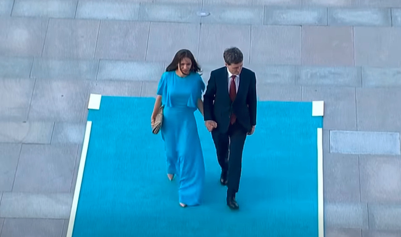 Momentul în care Nicușor Dan i-a prezentat-o pe Mirabela Grădinaru lui Donald Trump. Imagini de la dineul de la Ankara