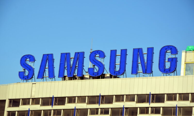 Gigantul Samsung își mută sediul. Sute de angajați trebuie să aleagă între relocare și plecare