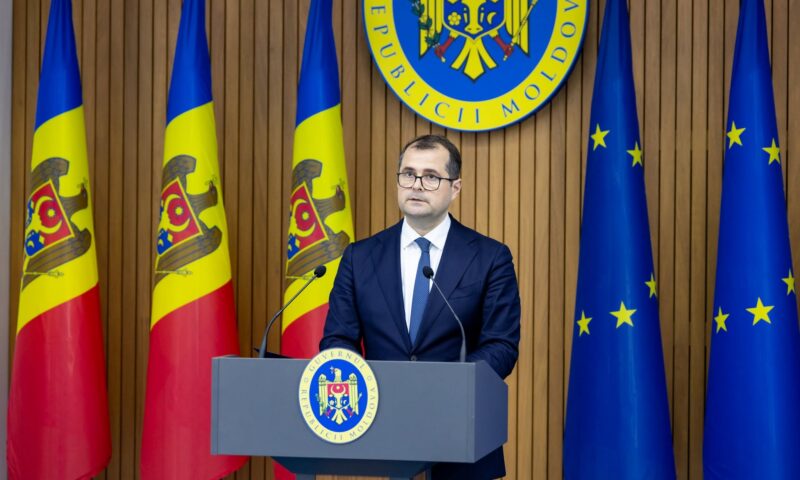 Premierul Republicii Moldova, Vasile Tofan, în prima vizită oficială în România. Întâlniri cu Nicușor Dan și Ilie Bolojan
