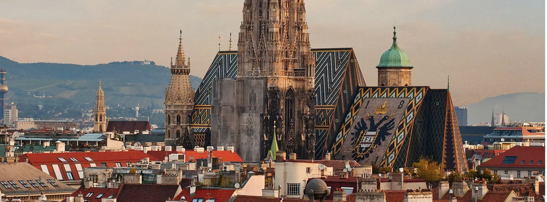 Viena devine mai scumpă. Capitala Austriei dublează taxa turistică, iar hotelierii sunt revoltați