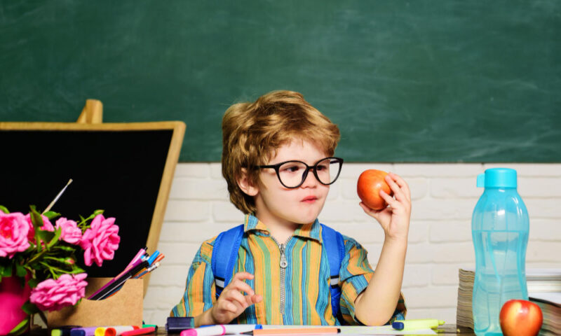 Back to school: de ce se îmbolnăvesc copiii mai des când începe școala și ce poți face pentru a reduce riscul