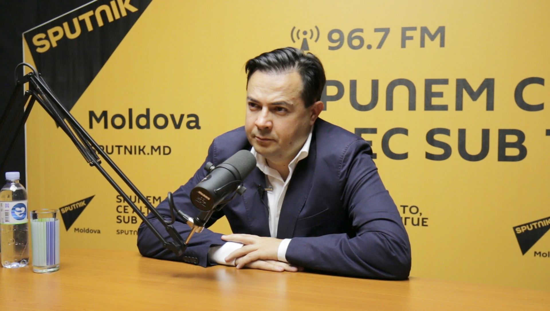 Hărţuire ca în Rusia. Jurnalişti de investigaţie, ţinta răzbunării unui comentator pro-rus