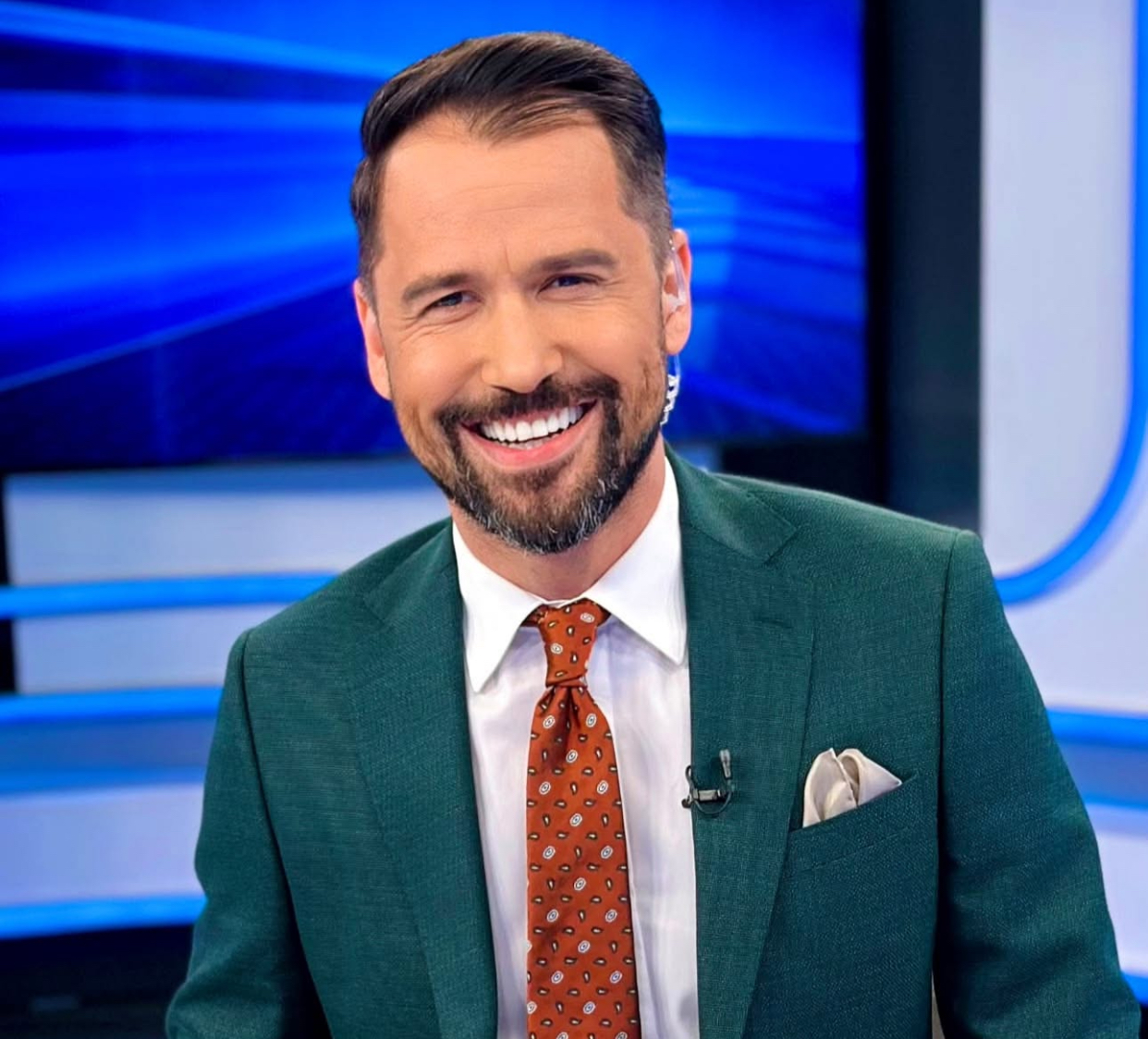 Alexandru Constantin, un nou capitol în televiziune. Cu cine va face echipă după ce a plecat de la România TV