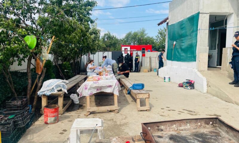 Azil ilegal într-o gospodărie din Olt. Autoritățile au evacuat 27 de persoane vulnerabile