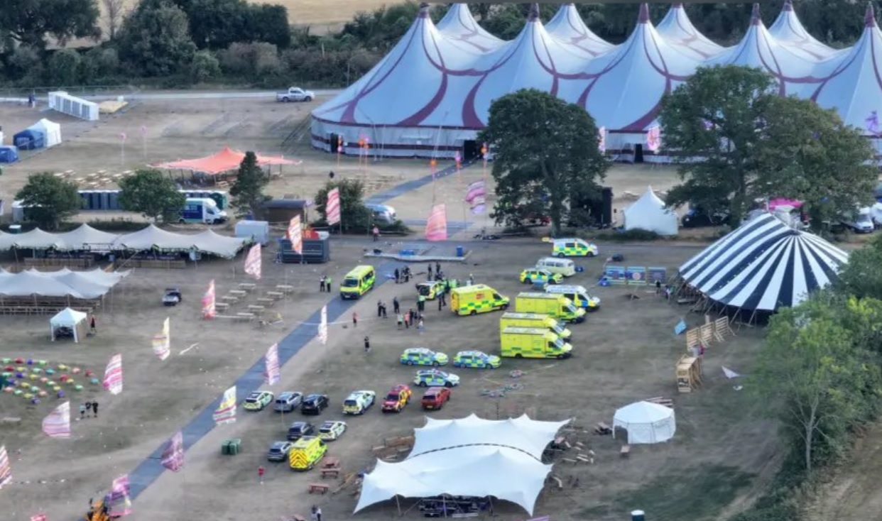 Festival oprit după un incident grav. Un bărbat a murit, iar alți șase oameni au ajuns la spital