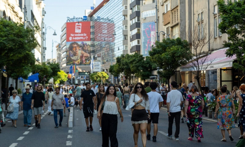 Calea Victoriei devine promenadă urbană în acest weekend. Ce trebuie să știe șoferii