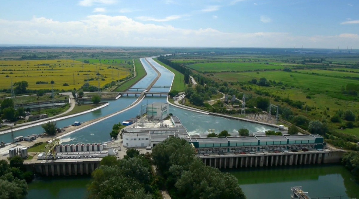 Bulgaria reduce producția de energie nucleară. Debitul Dunării continuă să scadă