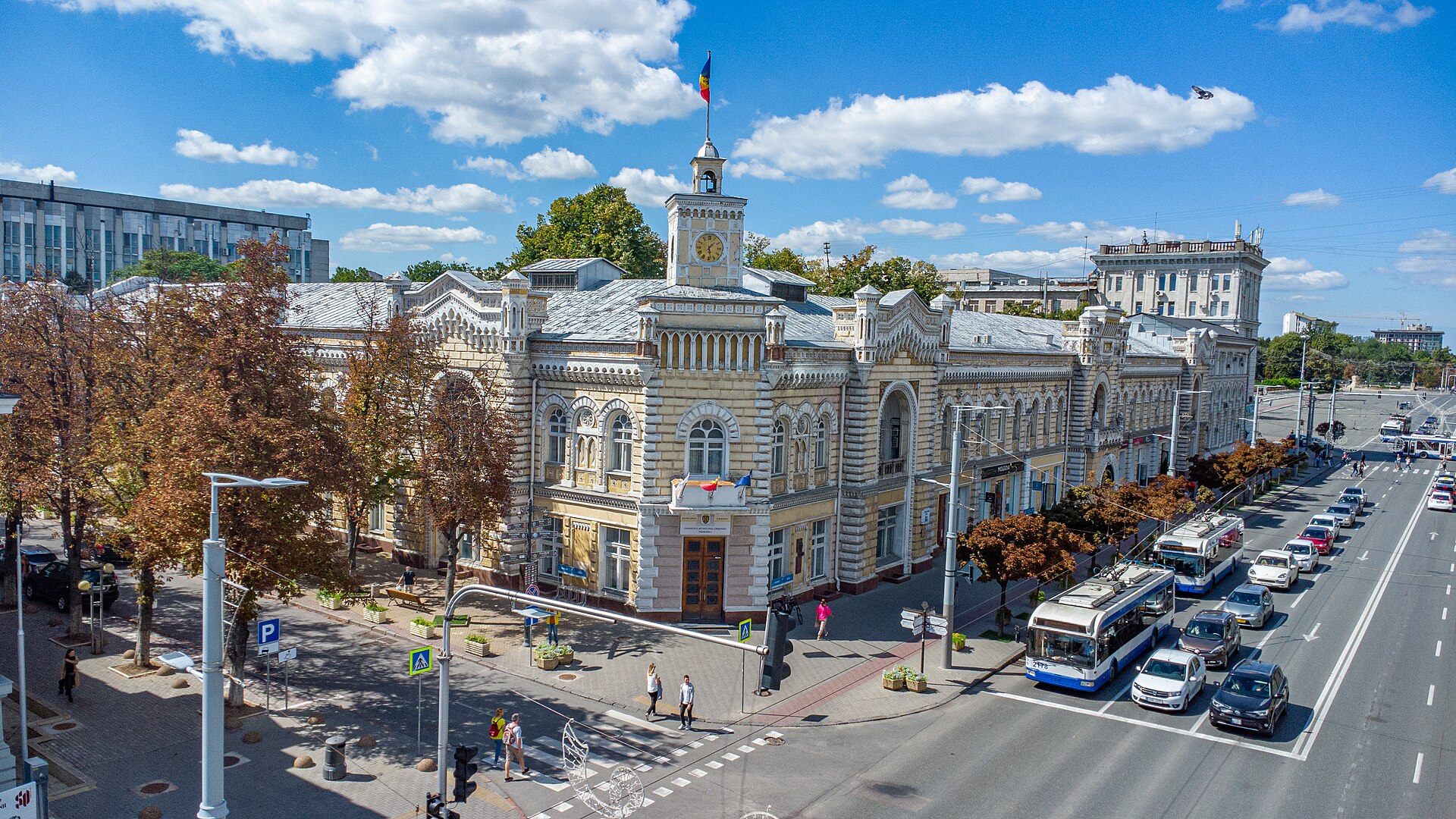 Clădirea Primăriei Chişinău, reconstruită de la temelie. Două adevăuri istorice pe care mulţi nu le cunosc