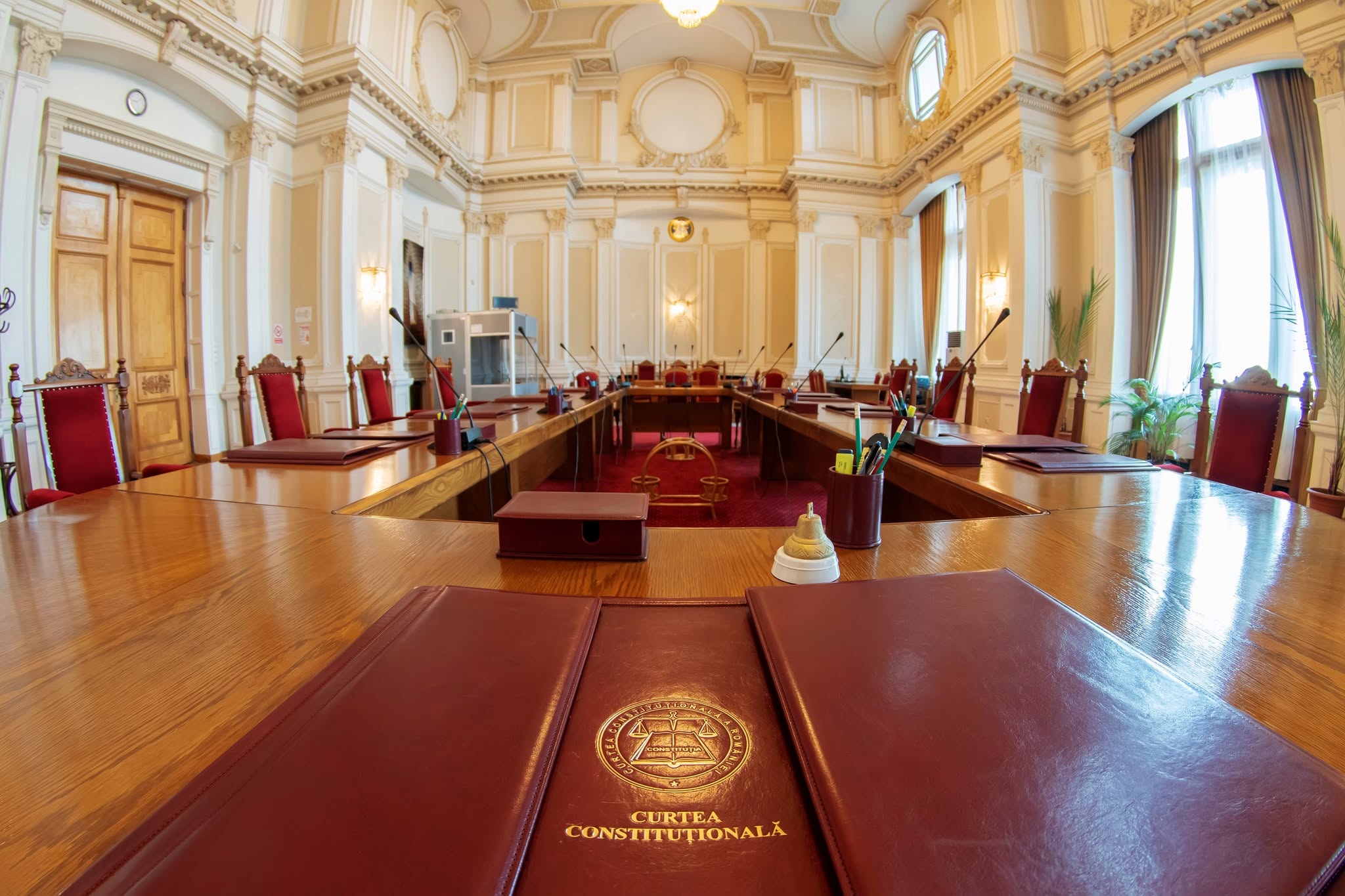Măsuri de economisire a energiei la Curtea Constituțională. Ce a decis instituția