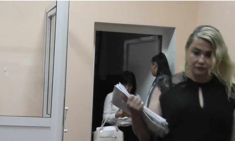 Insolvenţa în Republica Moldova. Două administratoare, ajutate de magistraţi să nu interacţioneze cu jurnaliştii. Video