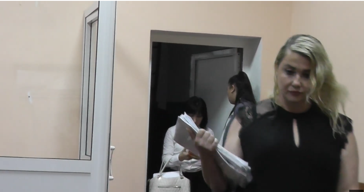Insolvenţa în Republica Moldova. Două administratoare, ajutate de magistraţi să nu interacţioneze cu jurnaliştii. Video