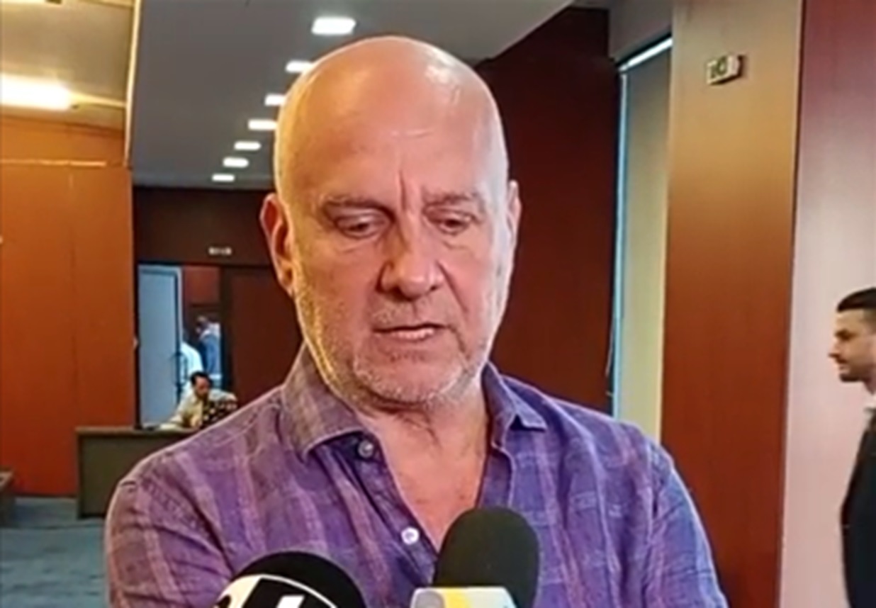 Dumitru Costin acuză PNL și USR că fac angajări în masă