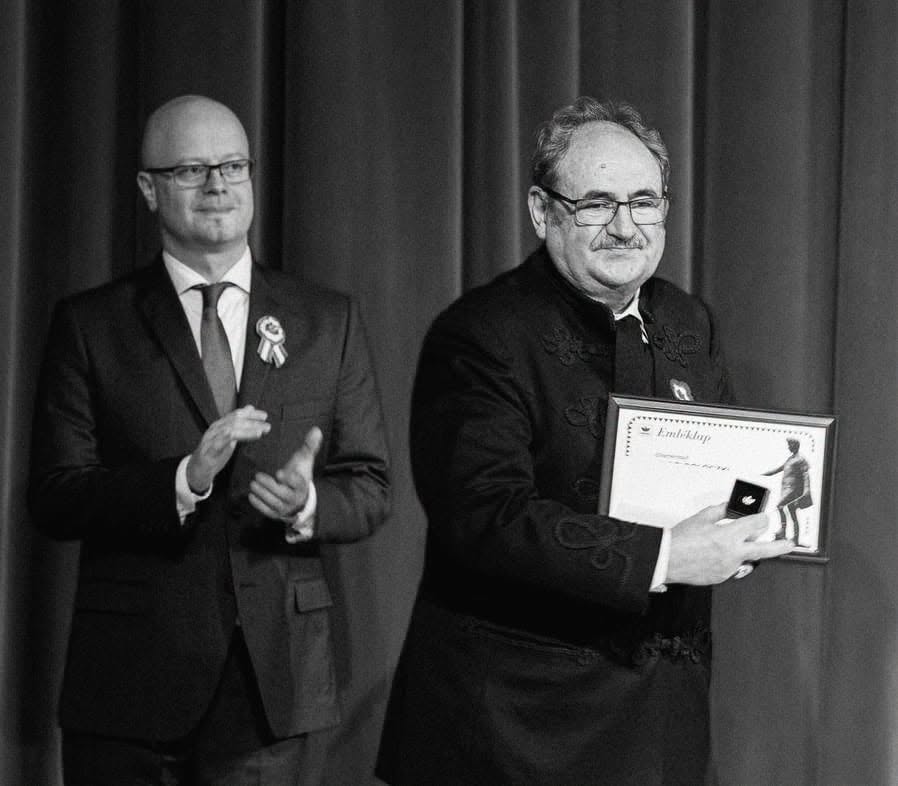 Primarul Kereskényi Gábor, alături de Erdei D. Istvan