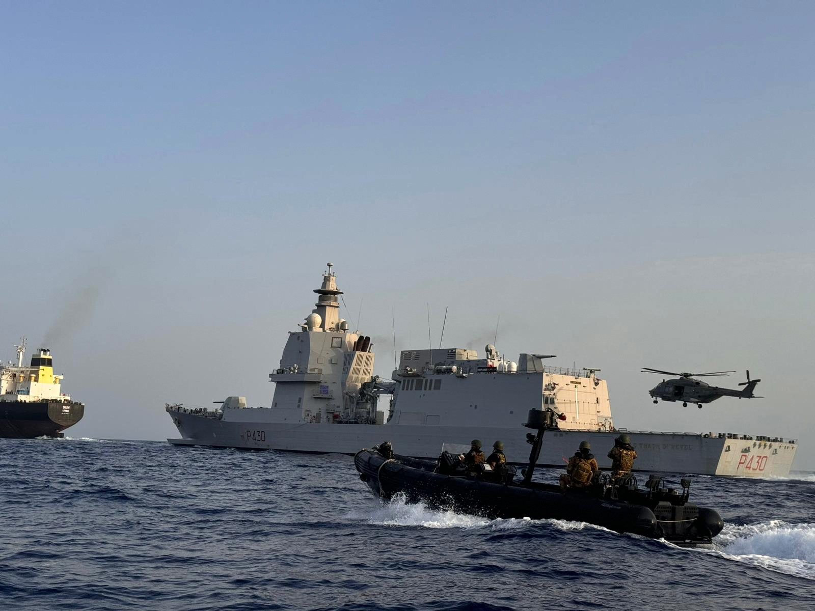 UE intensifică operațiunile împotriva flotei fantomă a Rusiei. O nouă navă, abordată în Mediterană