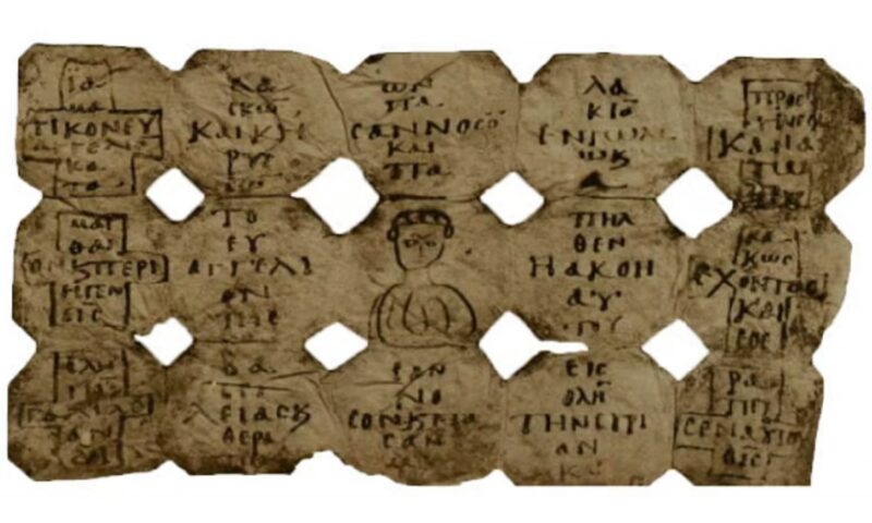 Amuletă veche de 1.500 de ani, descoperită în Turcia. Ar putea ascunde un text biblic