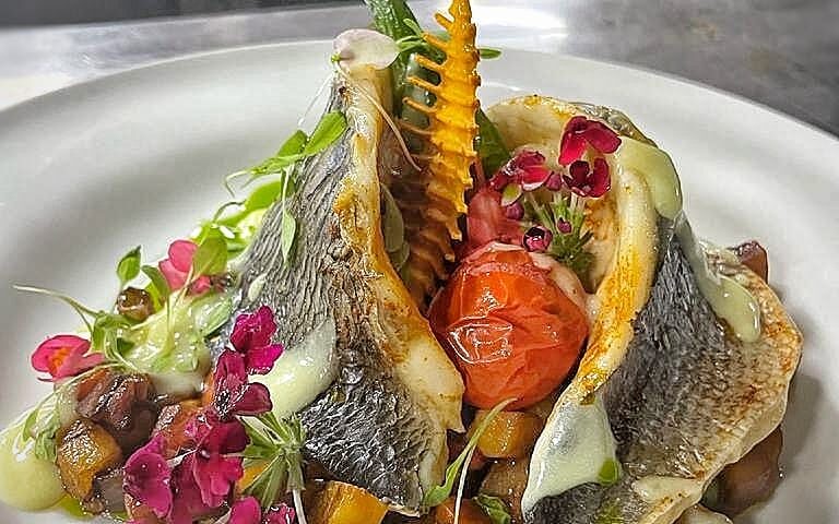Club One, acolo unde gastronomia devine spectacol