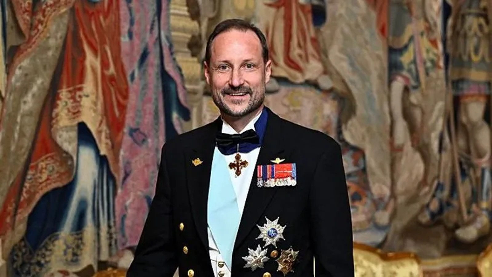 Haakon al VIII-lea va depune jurământul. Ceremonia, programată marți în Parlamentul Norvegiei