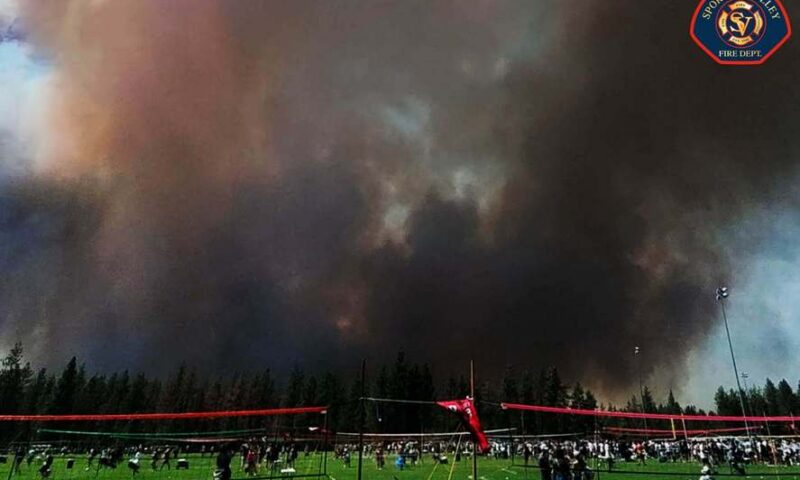 Incendii de amploare în SUA. Mii de oameni evacuați din calea flăcărilor și stare de urgență în statul Washington