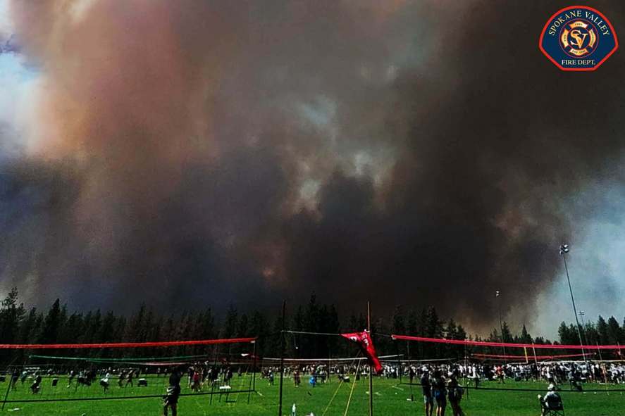 Incendii de amploare în SUA. Mii de oameni evacuați din calea flăcărilor și stare de urgență în statul Washington