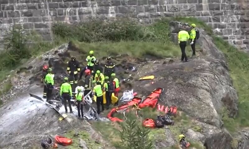 Elicopter, explodat în aer, în Italia. Două persoane au murit