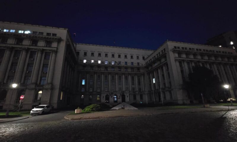 Dan Andronic, despre luminile tăiate la MAI: Bolojan intră în casă cu linia stinsă. Ce ne mai așteaptă