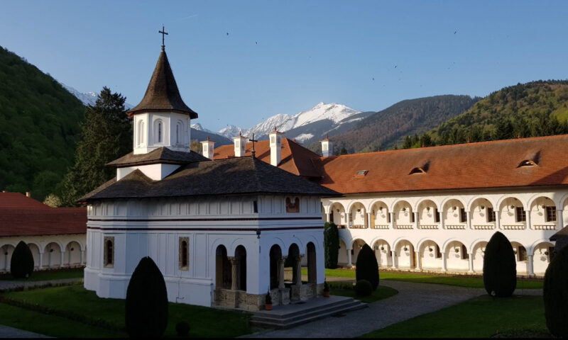 Destinații din inima României care au un farmec aparte la început de toamnă. De ce merită să le vizitezi
