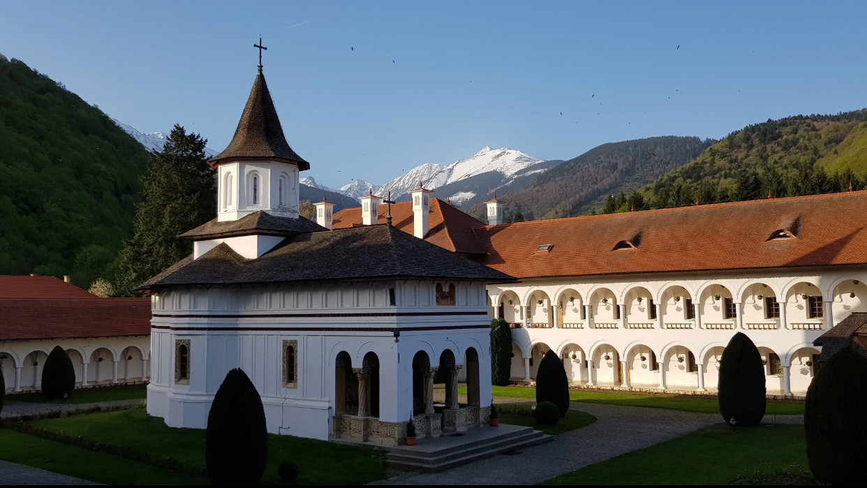Destinații din inima României care au un farmec aparte la început de toamnă. De ce merită să le vizitezi