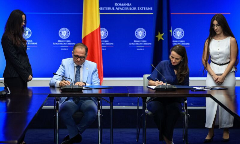 Sprijin suplimentar pentru sportivii români care merg în străinătate. Ce prevede acordul semnat de MAE și ANS