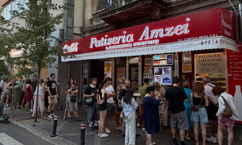 Nea Mihai de la Patiseria Amzei i-a răspuns lui Niculușcă de la Mița Biciclista