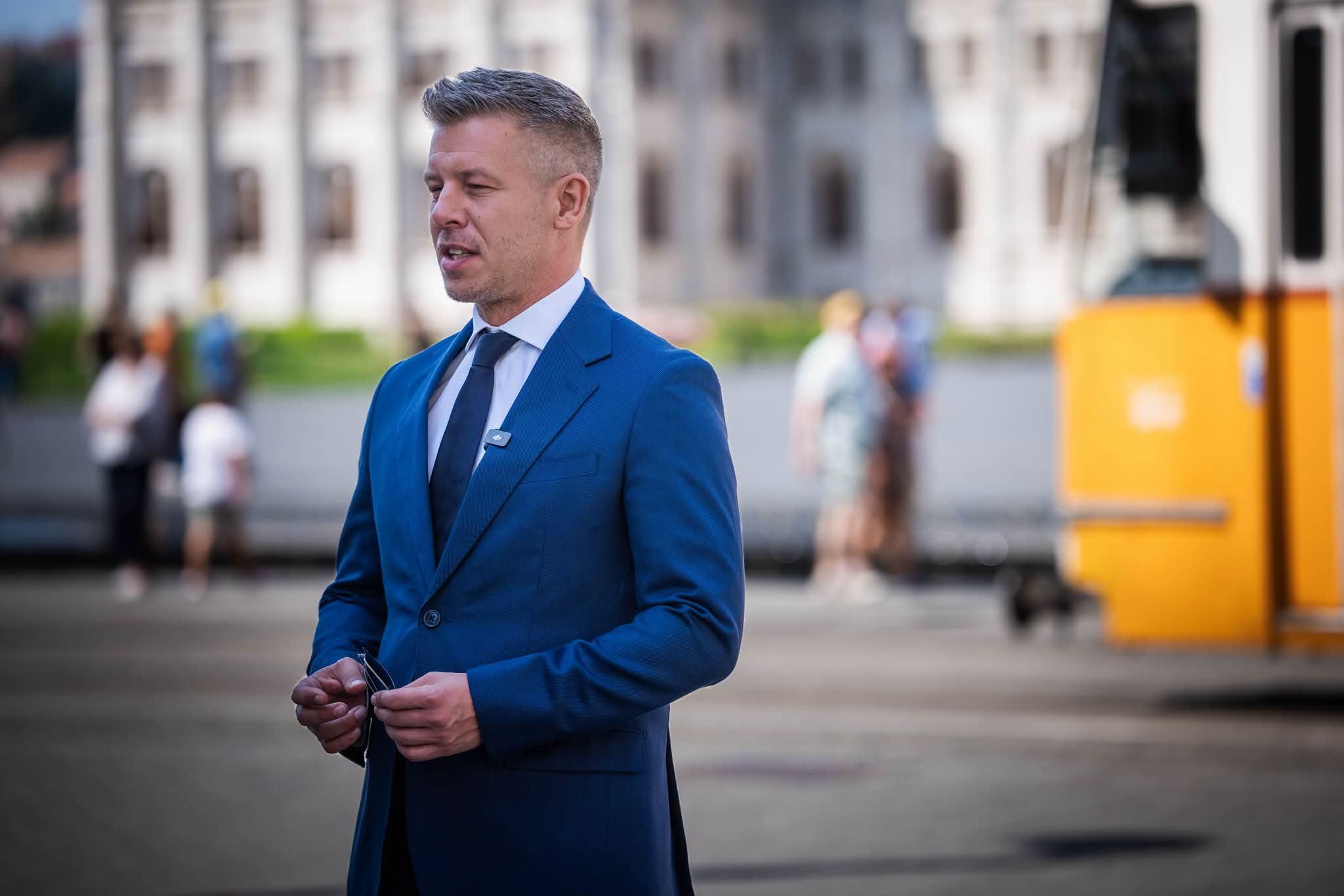 Péter Magyar cere o schimbare de direcție în UE: „Trebuie să decidem dacă vrem doar să supraviețuim sau să câștigăm”