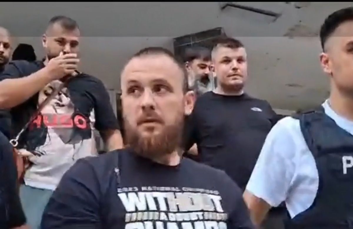 Cine e polițistul arestat în dosarul spargerilor de lux din Timișoara. Ce spun colegii despre el