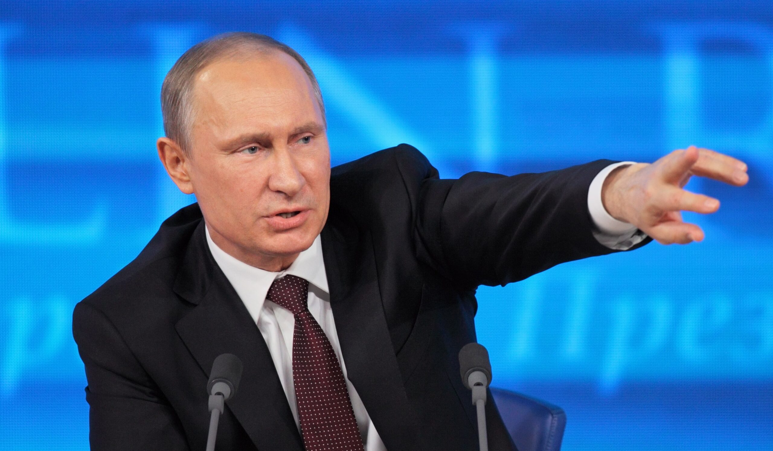 Putin ar putea să încalce tabu-ul nuclear, furios pe atacurile din Ucraina, potrivit Bloomberg