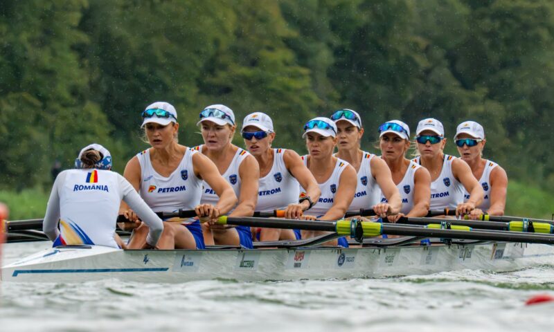 Aur mondial și record pentru România la Amsterdam. Echipajul feminin de 8+1 a dominat finala
