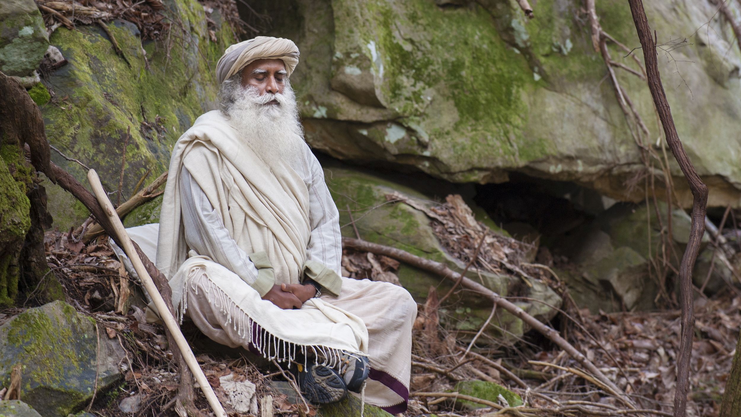 Sadhguru despre corp, despre minte și despre punctul din care începe schimbarea